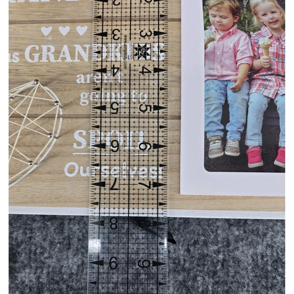 GiftaGirl Grandmas Grandkids Wood Picture Frame Beige String Art Heart Gift NEW